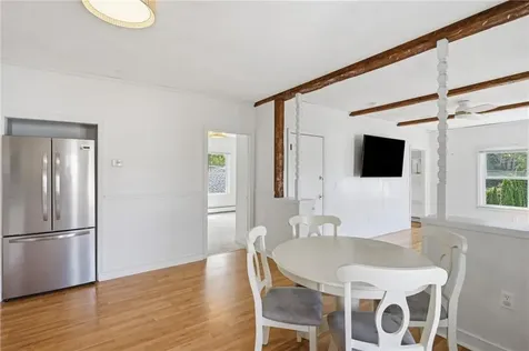 39 Cole Street Bristol RI 02809