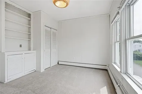 39 Cole Street Bristol RI 02809