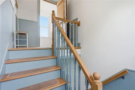 39 Cole Street Bristol RI 02809