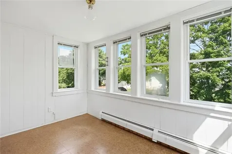 39 Cole Street Bristol RI 02809