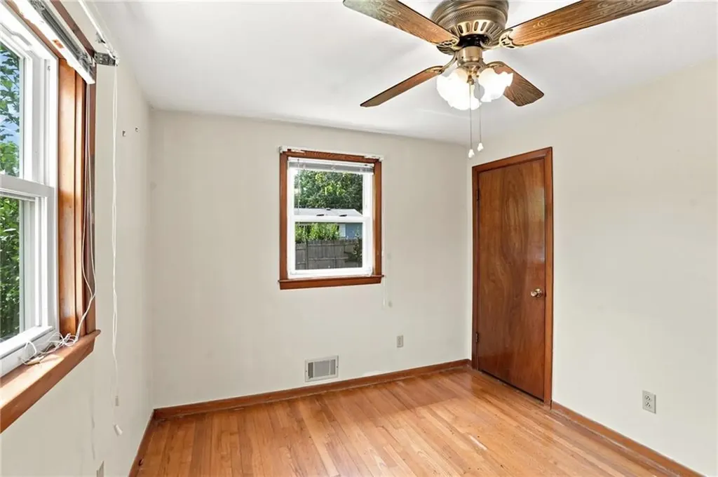 86 Pender Avenue Warwick RI 02889