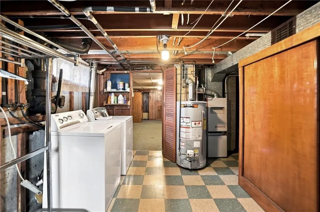 86 Pender Avenue Warwick RI 02889