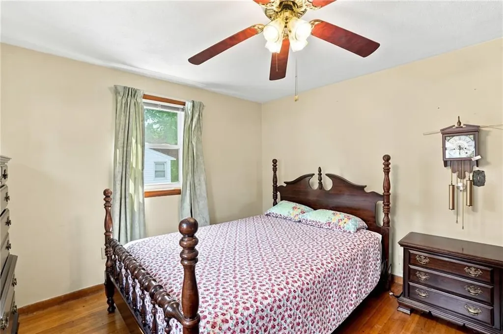86 Pender Avenue Warwick RI 02889