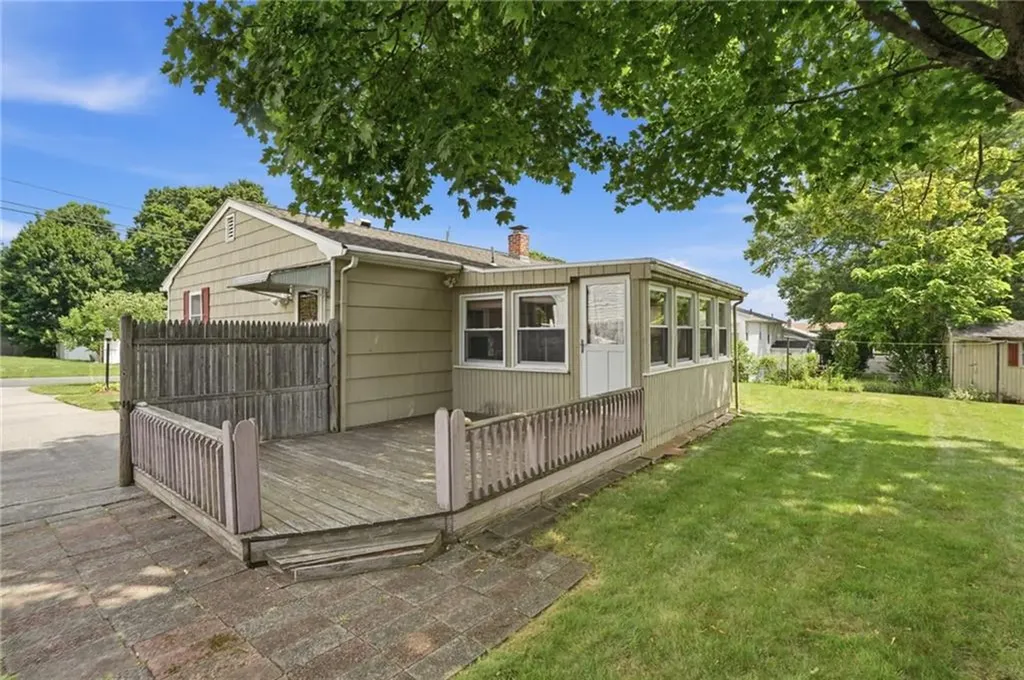 86 Pender Avenue Warwick RI 02889