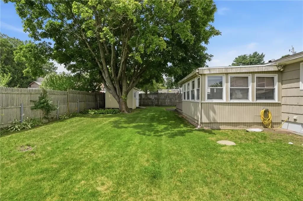 86 Pender Avenue Warwick RI 02889