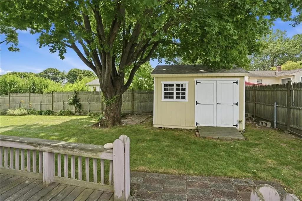 86 Pender Avenue Warwick RI 02889