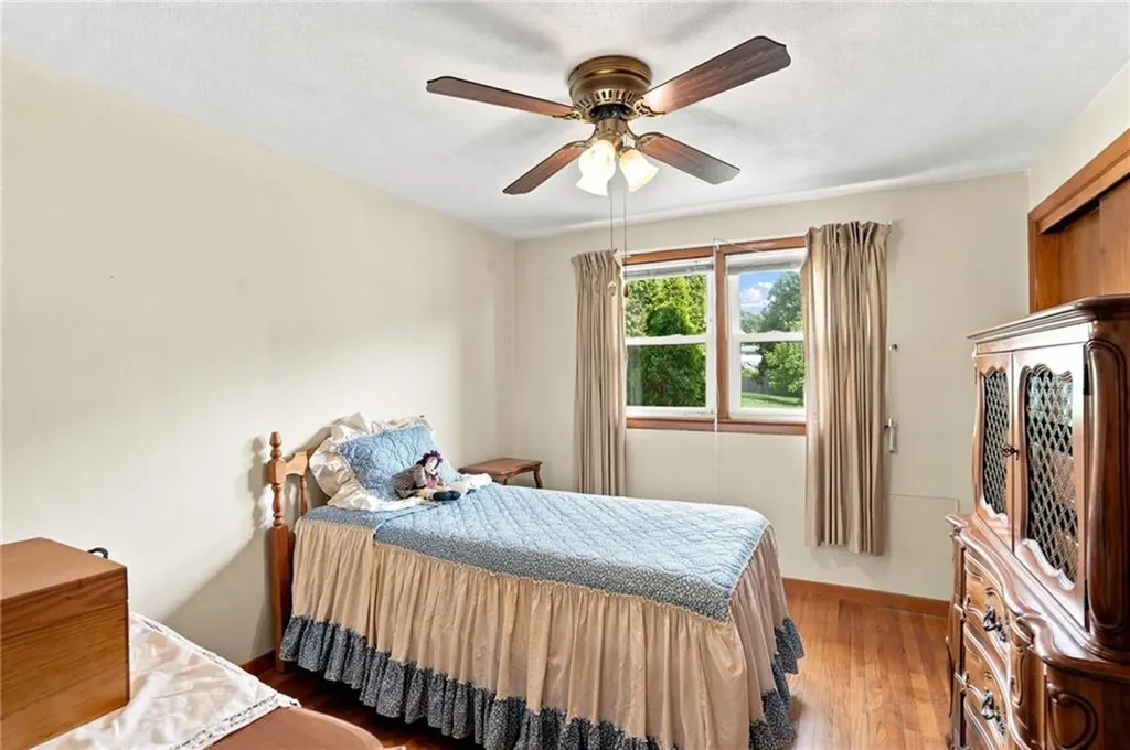 86 Pender Avenue Warwick RI 02889