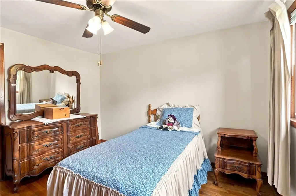 86 Pender Avenue Warwick RI 02889