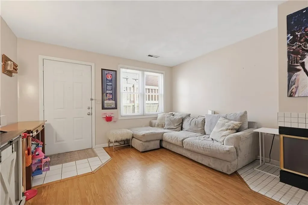 3399 Post Road Warwick RI 02886