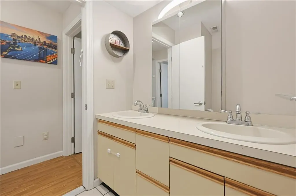 3399 Post Road Warwick RI 02886