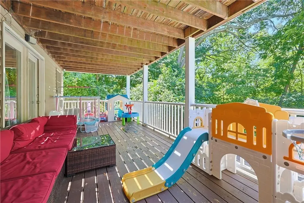3399 Post Road Warwick RI 02886