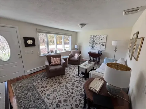 51 Surrey Lane North Kingstown RI 02852