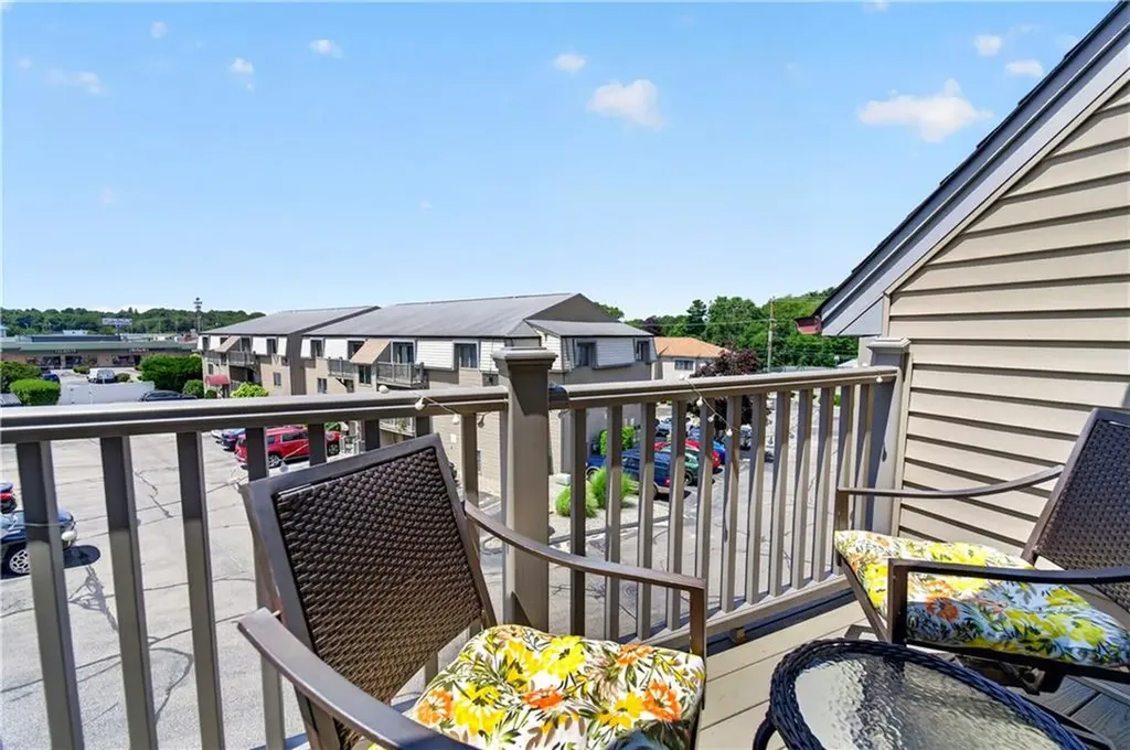 34 Village Court West Warwick RI 02893