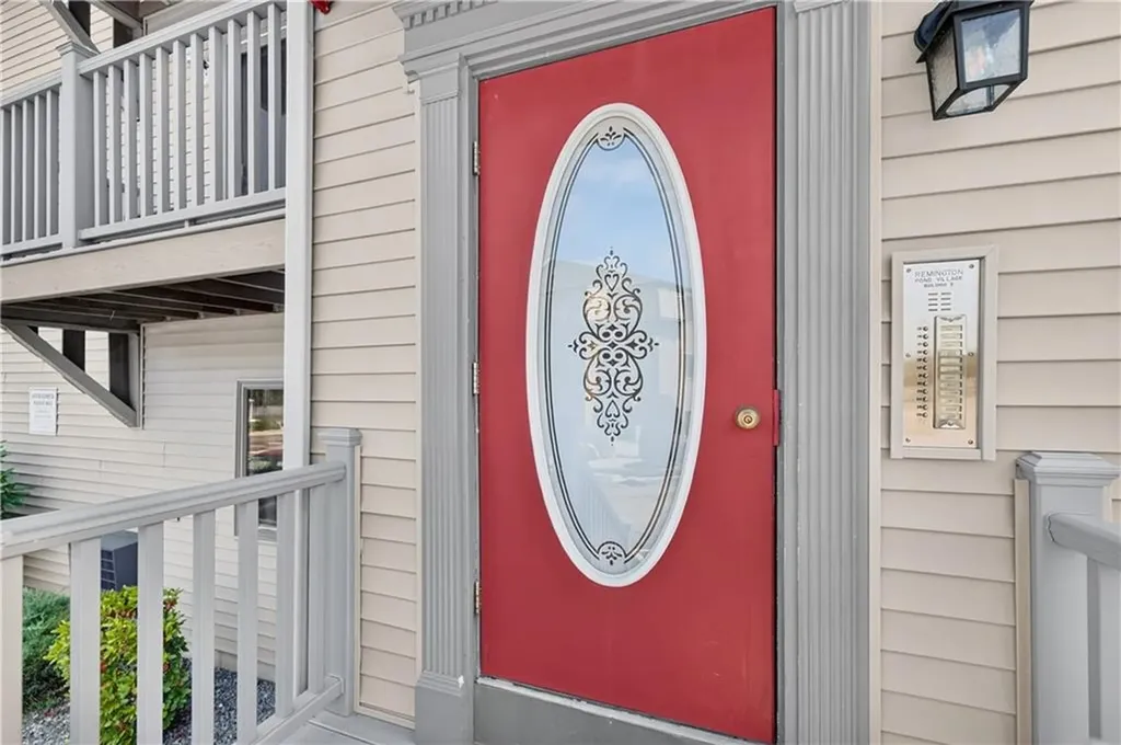 34 Village Court West Warwick RI 02893