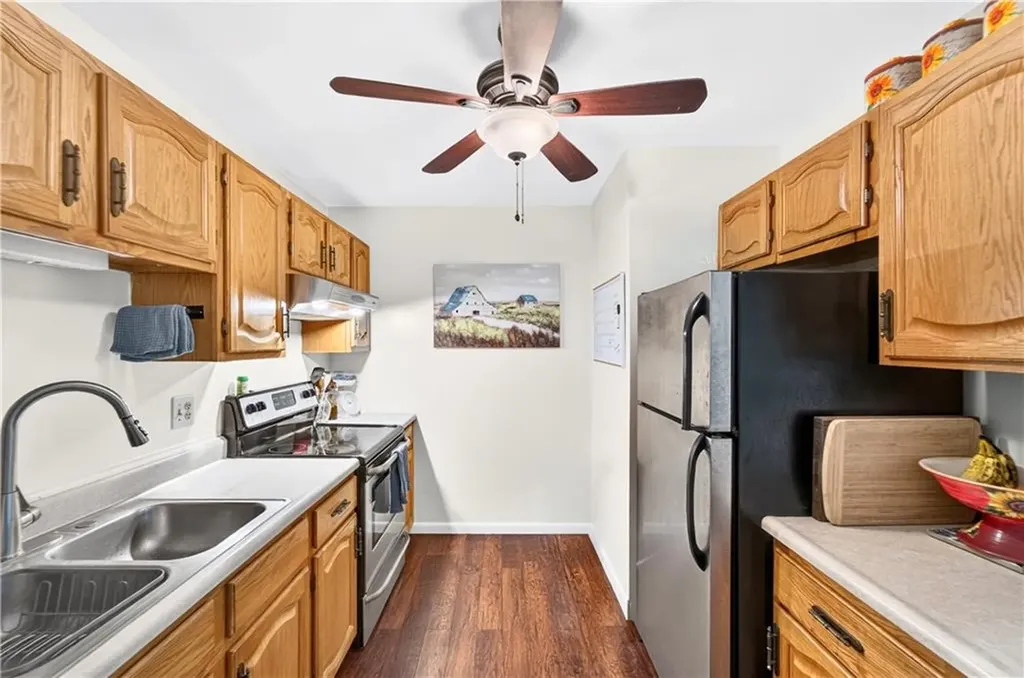34 Village Court West Warwick RI 02893