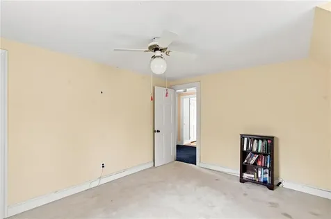 142 Ferry Road Bristol RI 02809