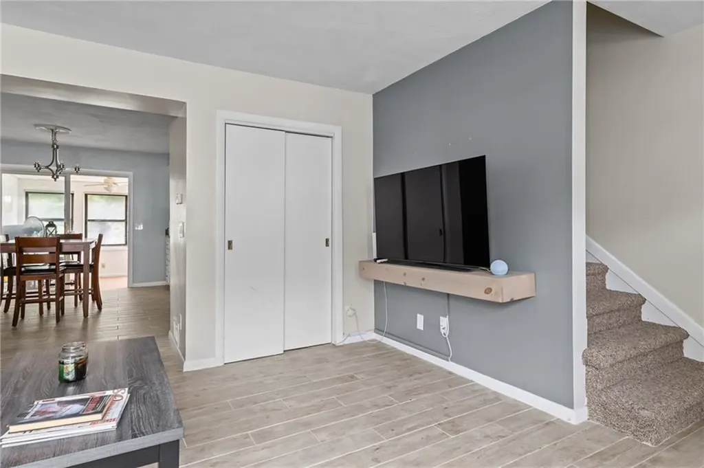 4160 Post Road Warwick RI 02818