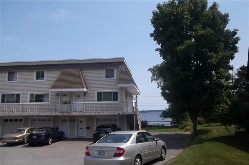 4160 Post Road Warwick RI 02818