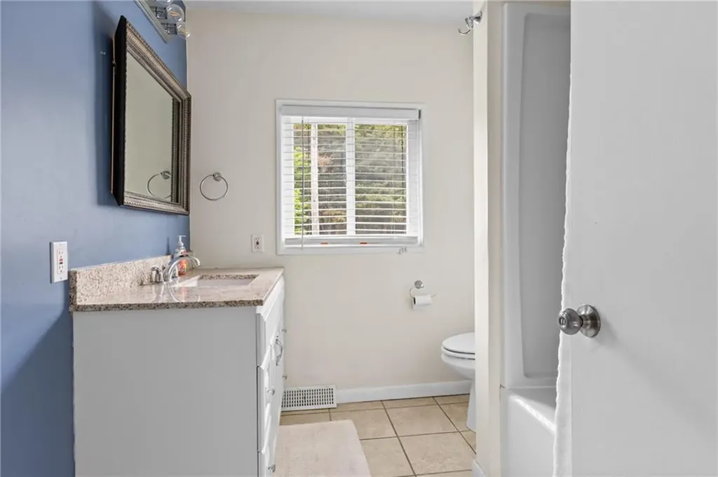 4160 Post Road Warwick RI 02818