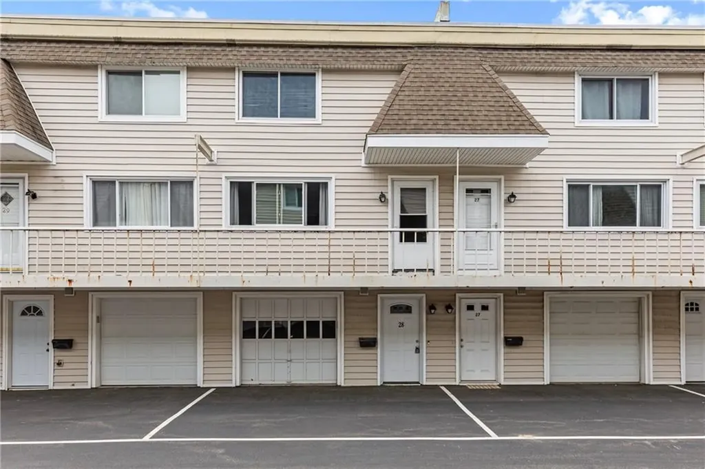 4160 Post Road Warwick RI 02818