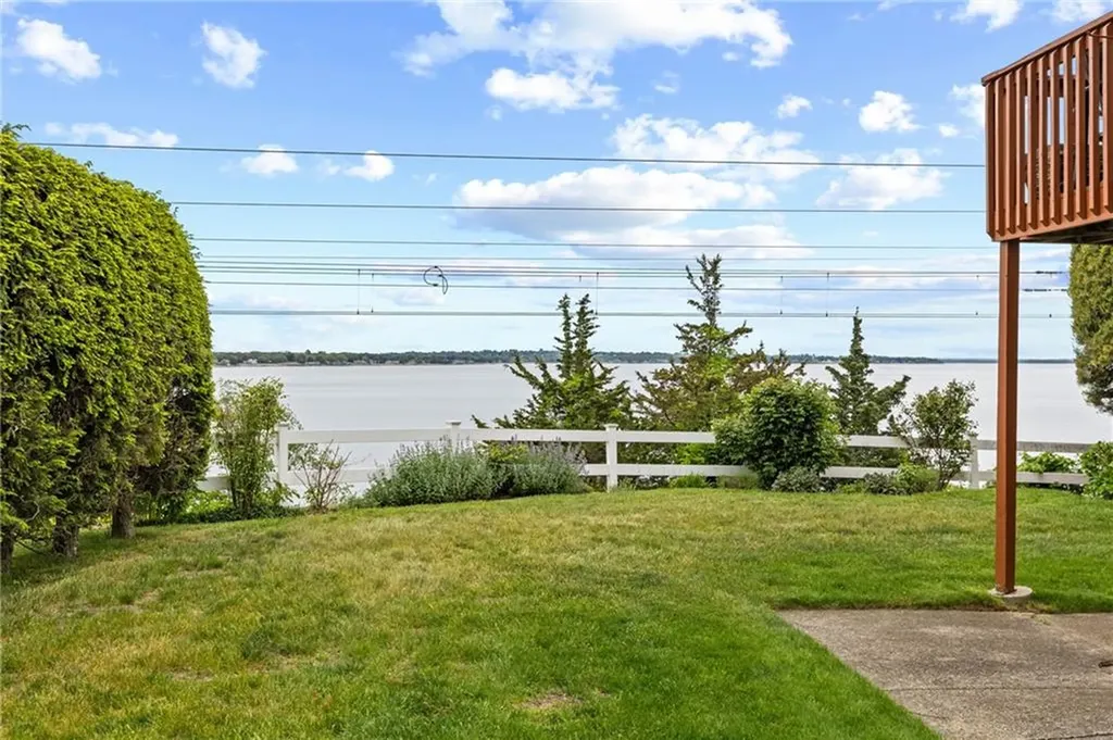 4160 Post Road Warwick RI 02818