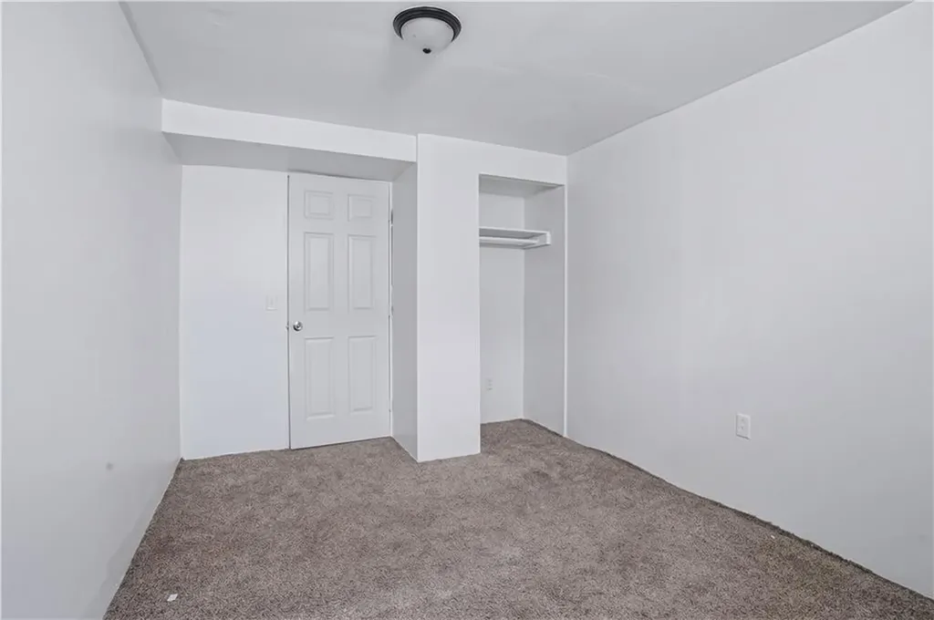 33 Prudence Street Providence RI 02909