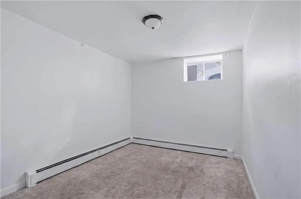 33 Prudence Street Providence RI 02909