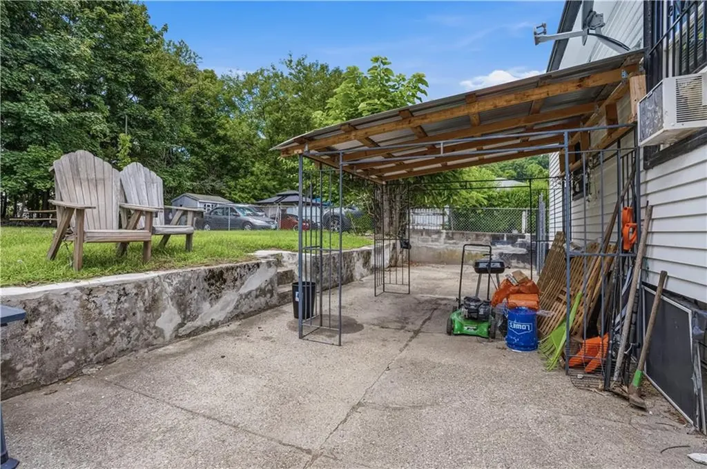 33 Prudence Street Providence RI 02909