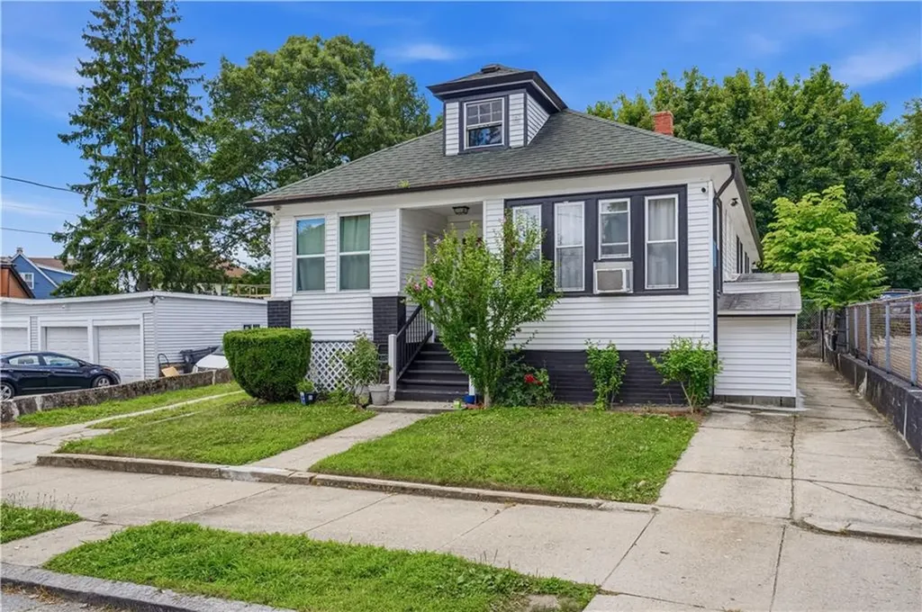 33 Prudence Street Providence RI 02909