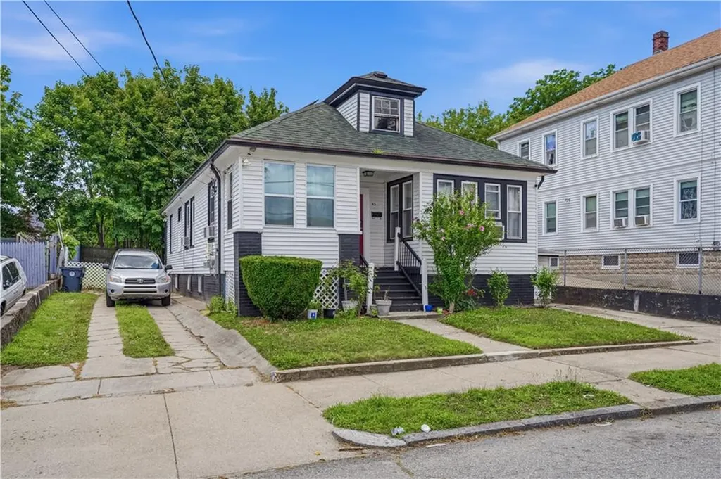 33 Prudence Street Providence RI 02909