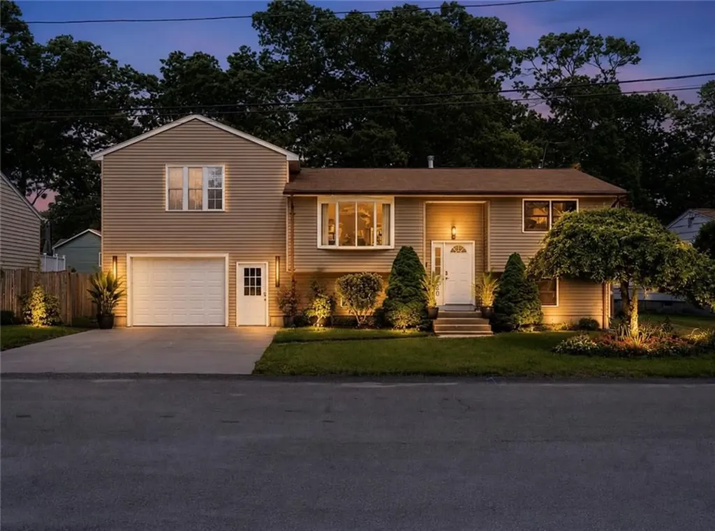 20 Killey Avenue Warwick RI 02889