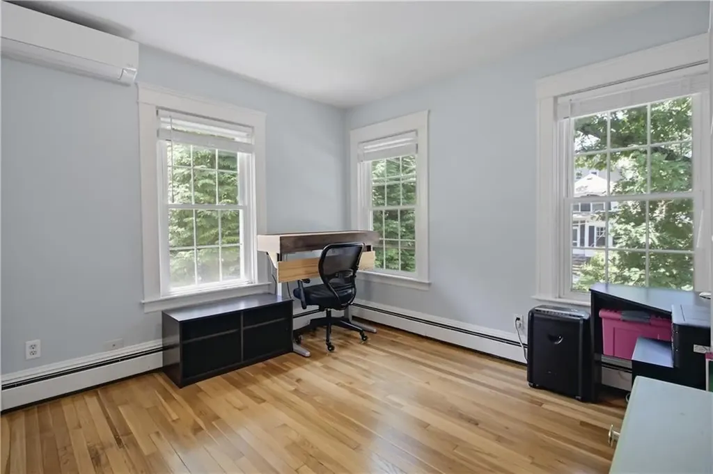 19 Cold Spring Street Providence RI 02906