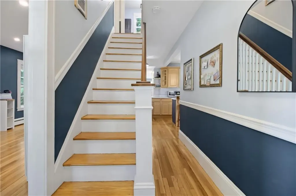 19 Cold Spring Street Providence RI 02906