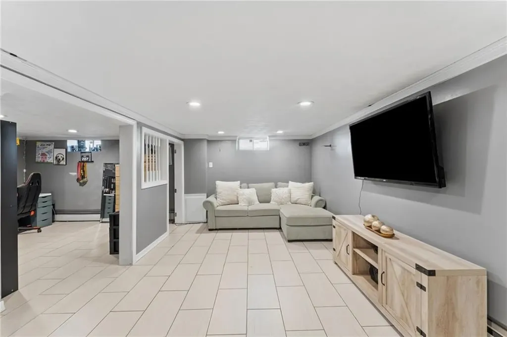 11 Gilmore Street Pawtucket RI 02861
