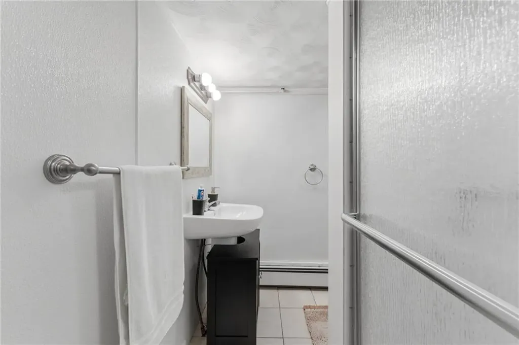 11 Gilmore Street Pawtucket RI 02861