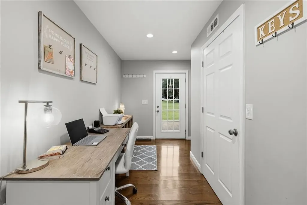 51 Bouchard Lane Tiverton RI 02878