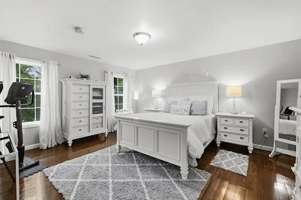 51 Bouchard Lane Tiverton RI 02878