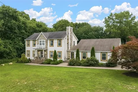 51 Bouchard Lane Tiverton RI 02878
