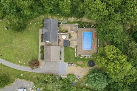51 Bouchard Lane Tiverton RI 02878