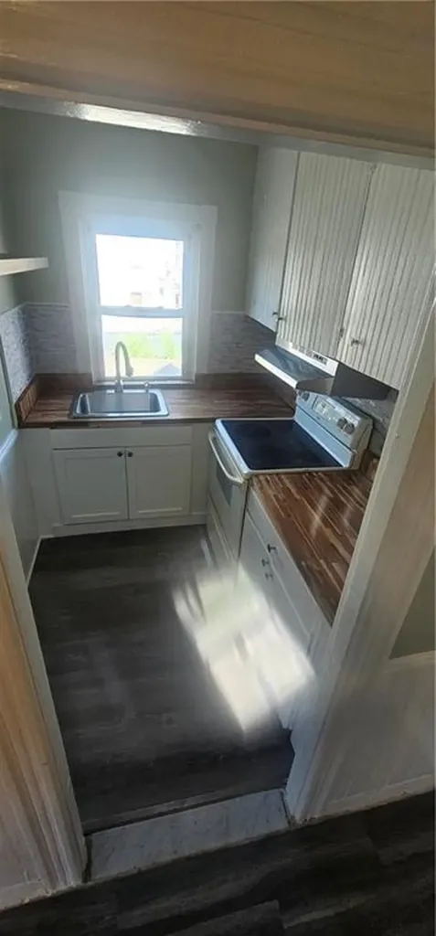 844 Lonsdale Avenue Providence RI 02863