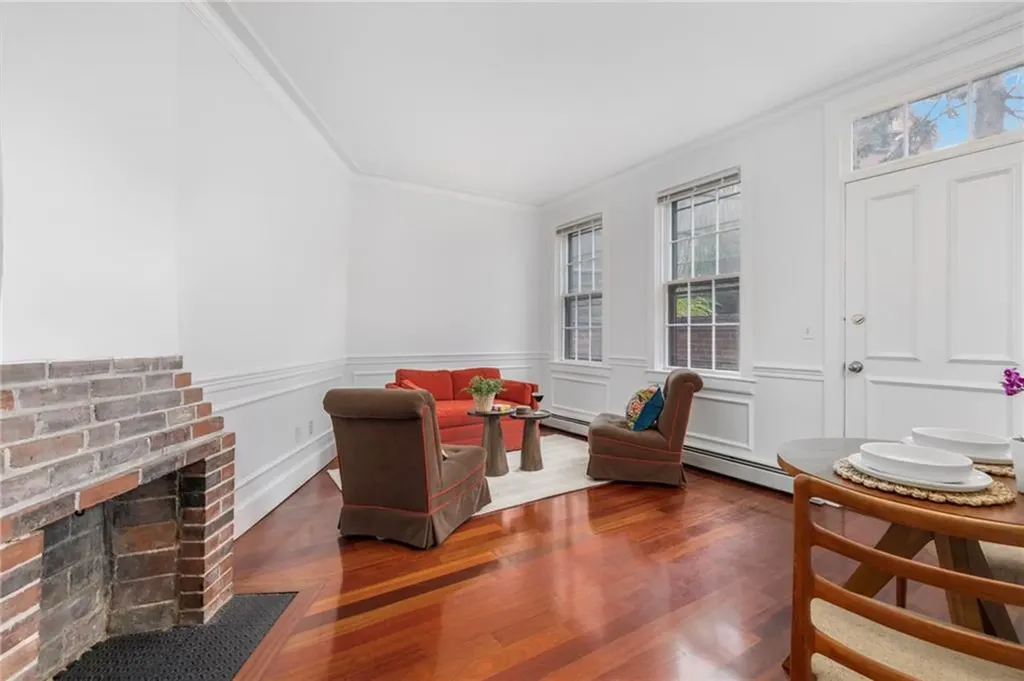 283 E Benefit Street Providence RI 02903