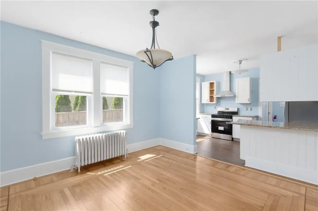 104 Bliss Road Newport RI 02840