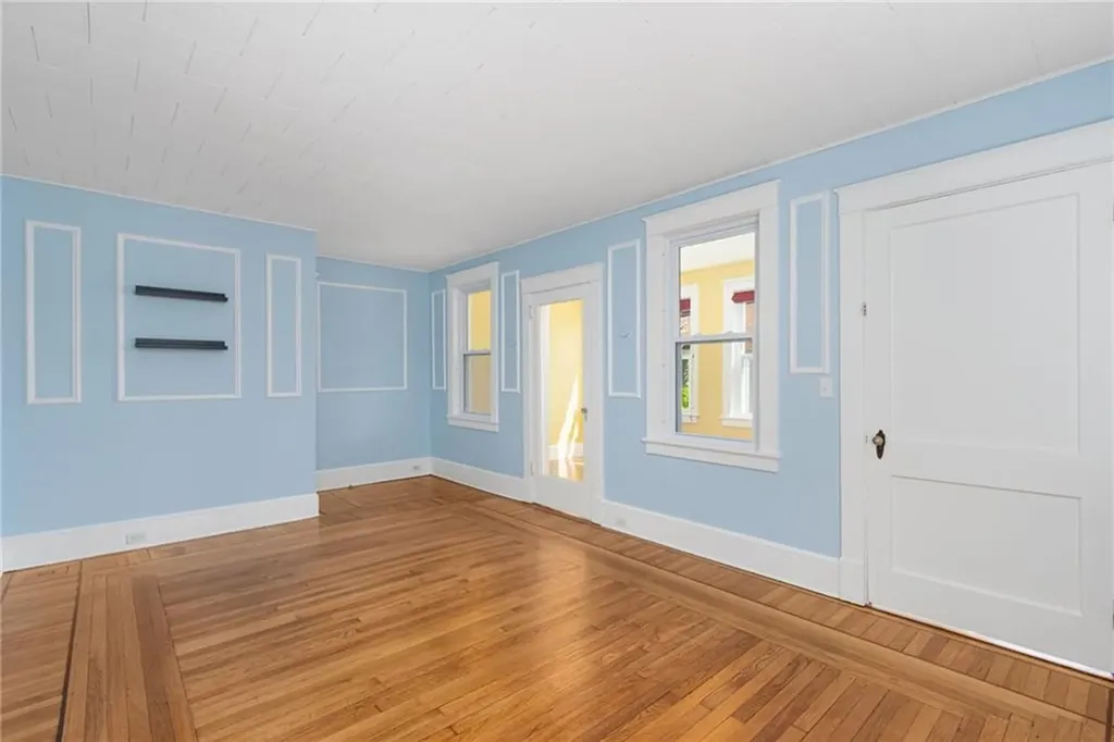 104 Bliss Road Newport RI 02840