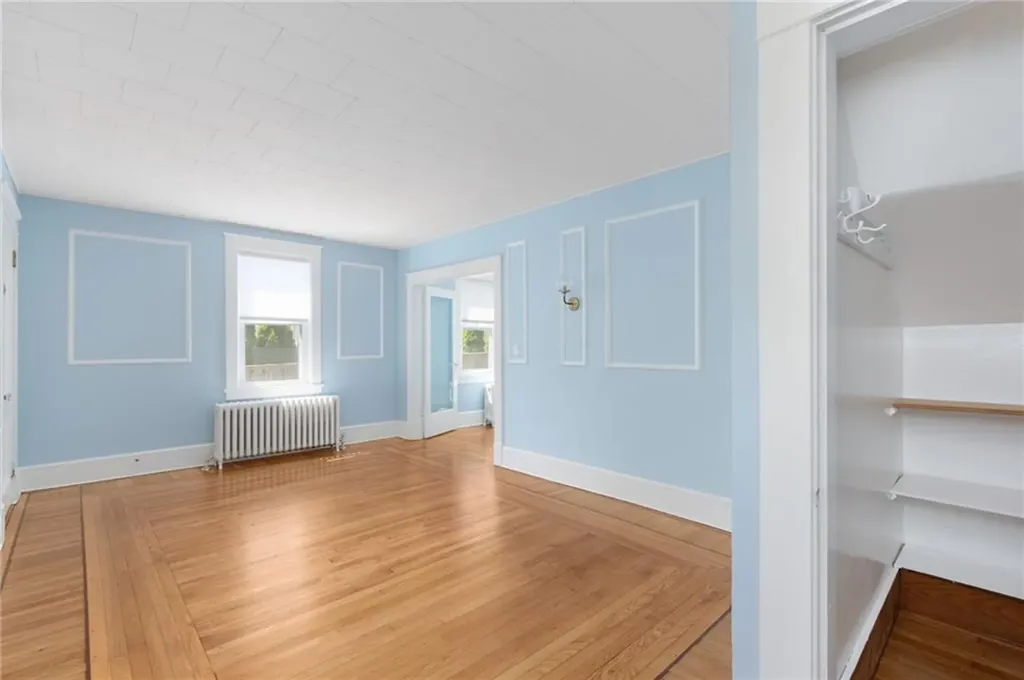 104 Bliss Road Newport RI 02840