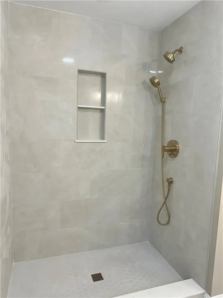 5 Harmony Lane Exeter RI 02822