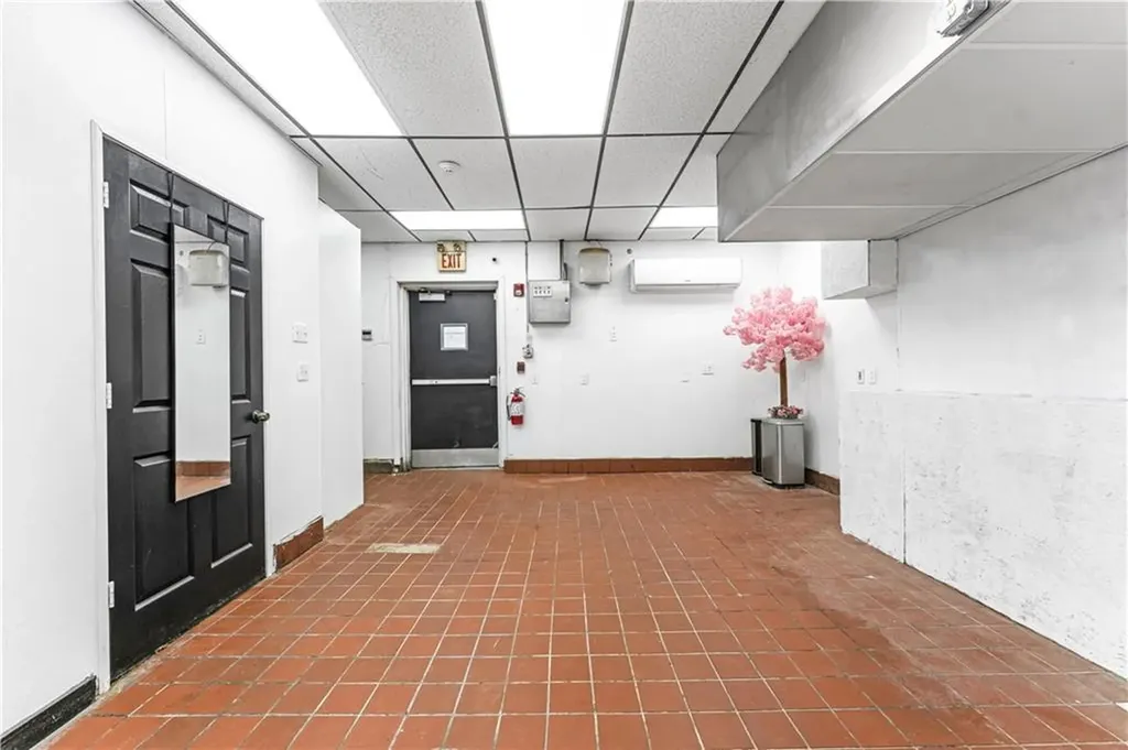 228 Oakland Avenue Providence RI 02908