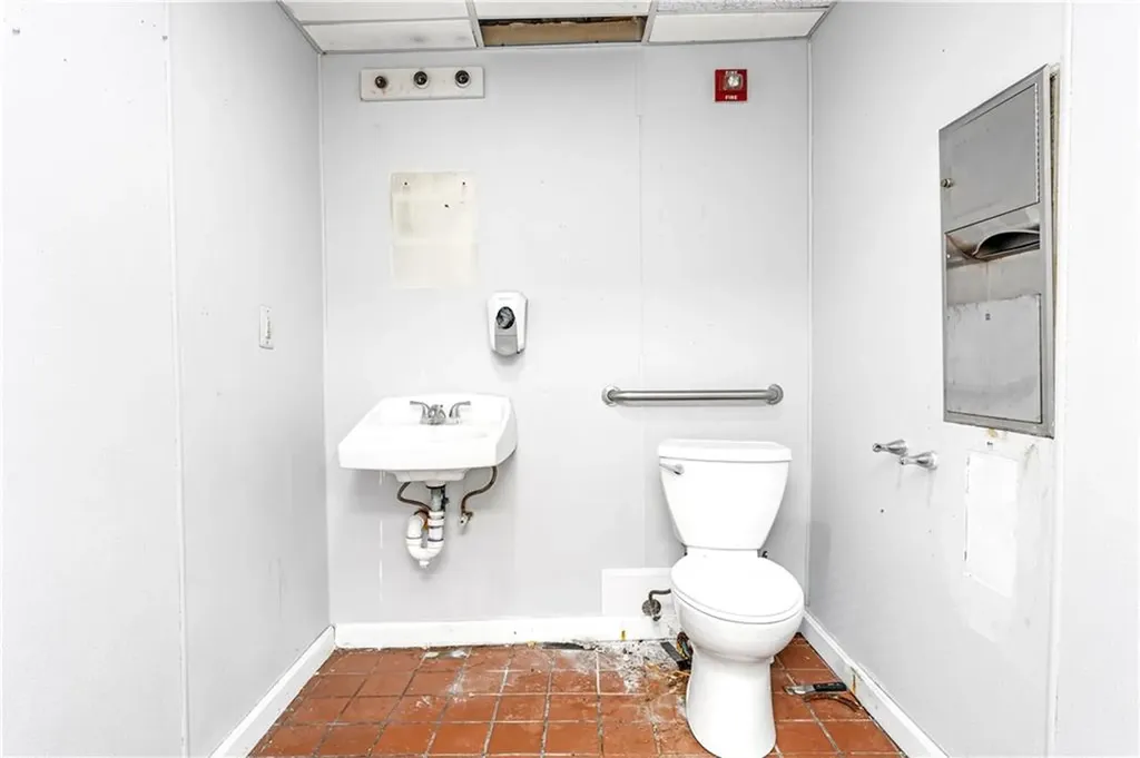 228 Oakland Avenue Providence RI 02908