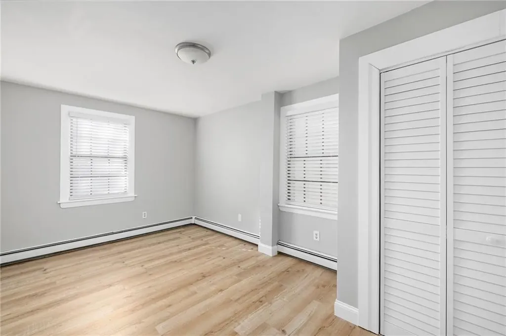 82 Burnside Avenue Newport RI 02840