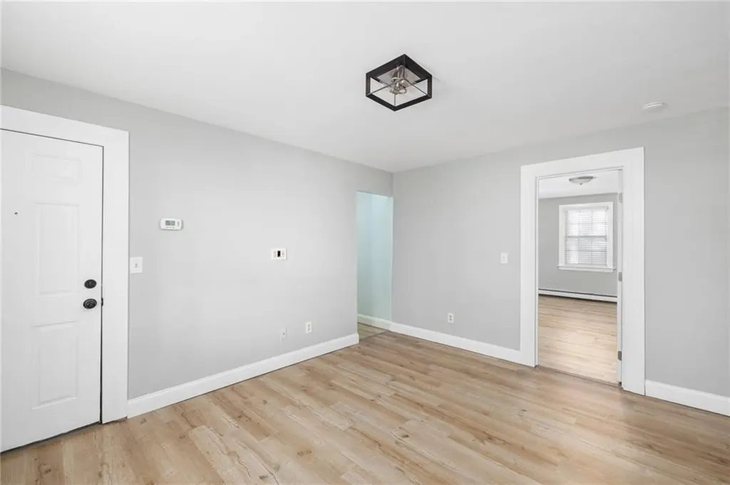 82 Burnside Avenue Newport RI 02840