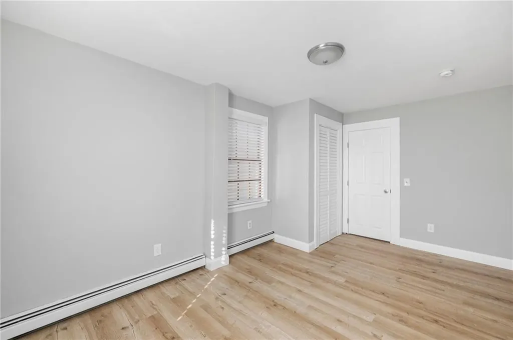 82 Burnside Avenue Newport RI 02840